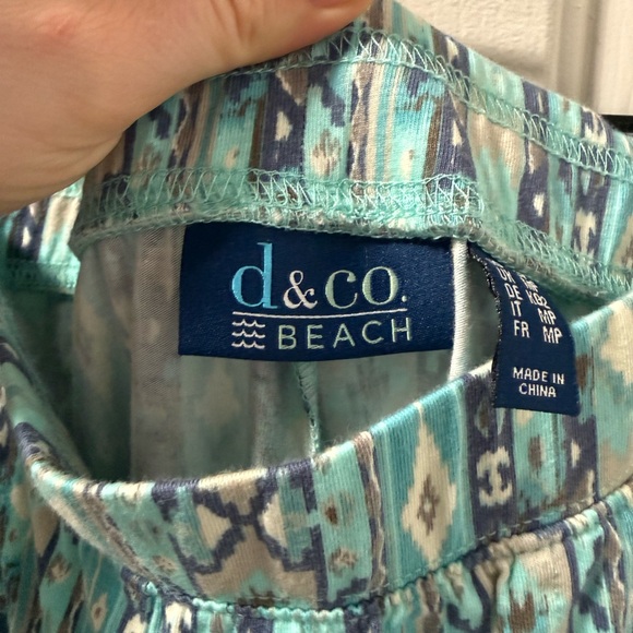 Denim&Co Multicolor Patterned Capris - Picture 2 of 4